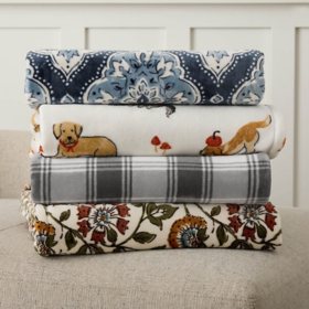 Member's Mark Lounge Throw, 60"x70", Seasonal Designs