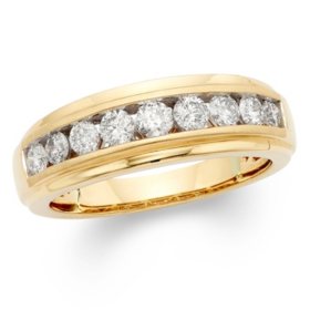 1.0 CT. T.W. Round Cut Single Row Mens Diamond Band in 14K Gold